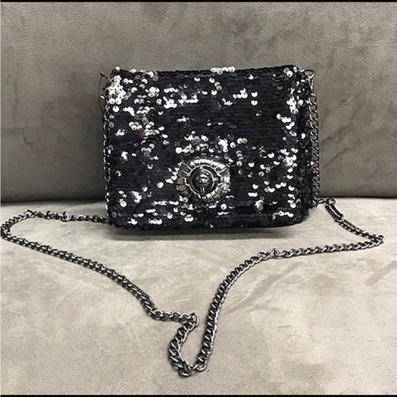 “Never too much sparkle” Sequin Black or Gold Crossbody-Boutique - Picture 9 of 15
